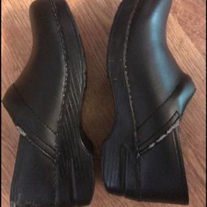 Dansko size 39